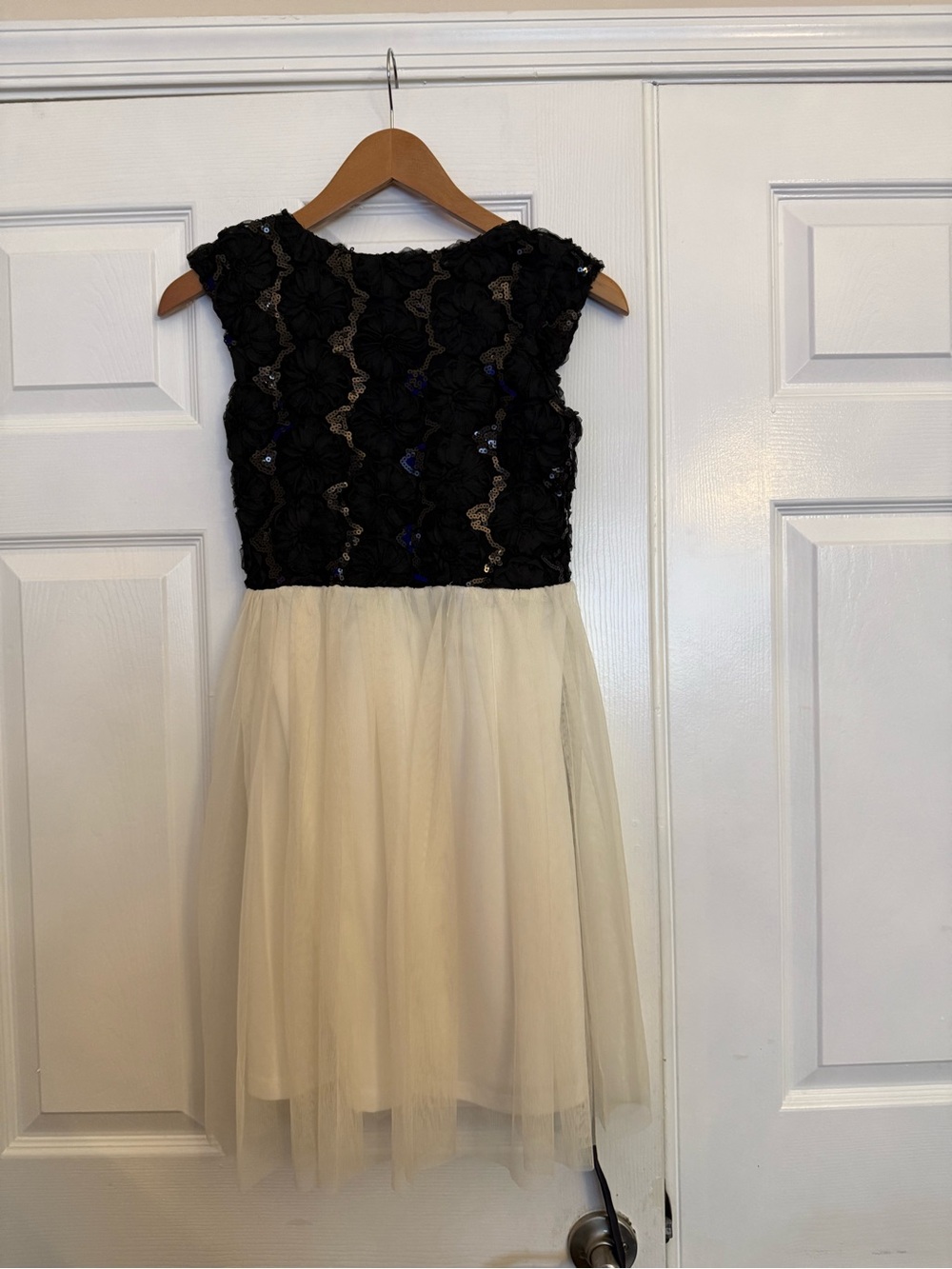 Zunie Black & Cream Floral Sequin Tulle Party Dress